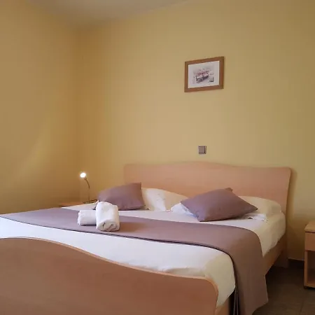 Cosy Near The Gasthuis Zadar