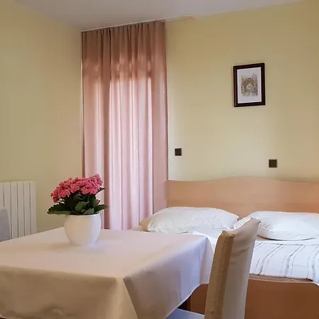 Cosy Near The *