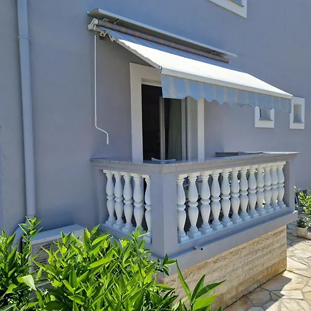 Cosy Near The 3* Zadar