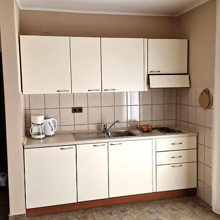 Cosy Near The Guest house 3*