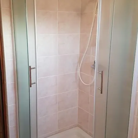 ゲストハウス Cosy Near The 3*