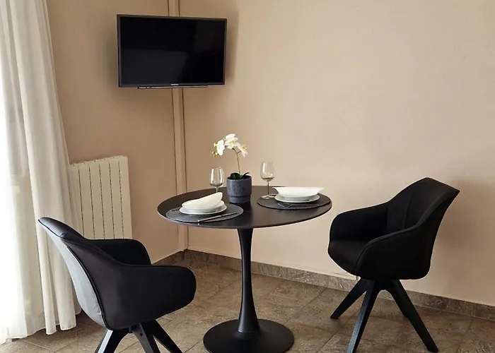 בית הארחה Cosy Near The 3*